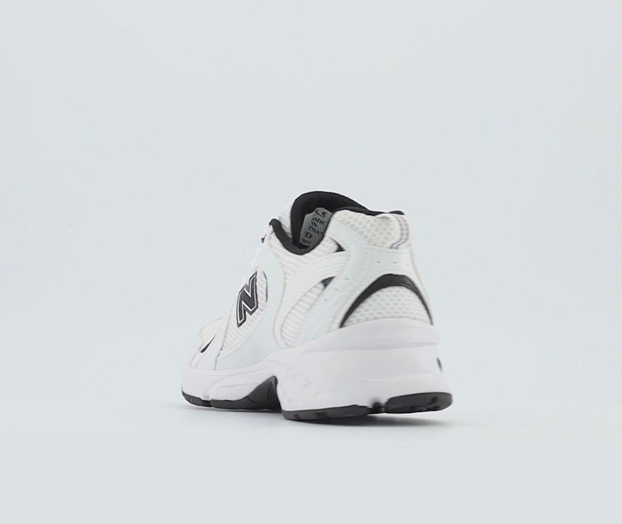 New Balance 530 blanco Negro