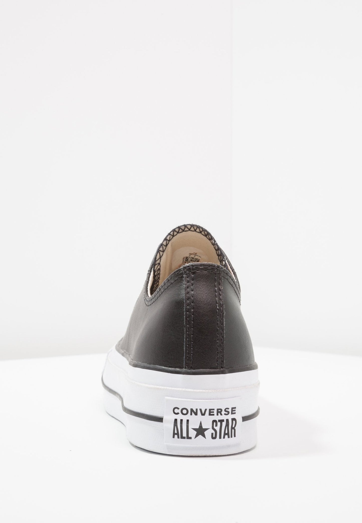 Chucks - All Star Plataforma PoliPiel Negra baja